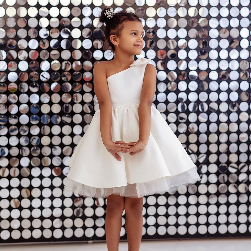Flower girl dress